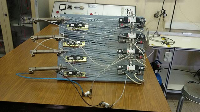 pannello-in-costruzione-02