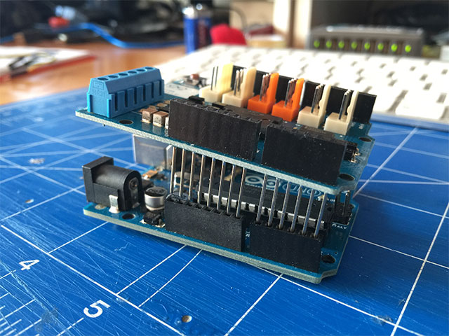 03-Arduino-Motor-Shields-R3